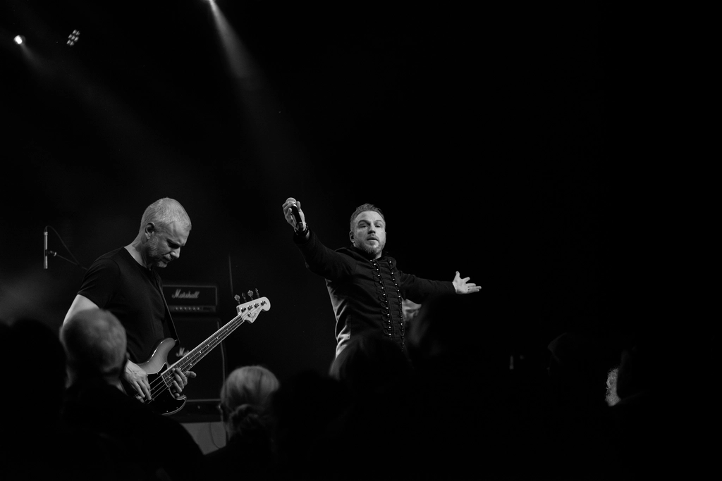 Photo du groupe HERNEST en concert à Hénin-Beaumont, 4/13