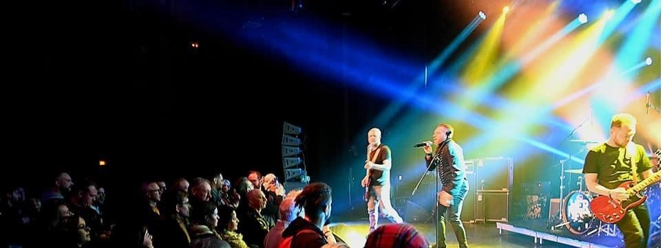 Photo du groupe HERNEST en concert à Hénin-Beaumont, 12/13